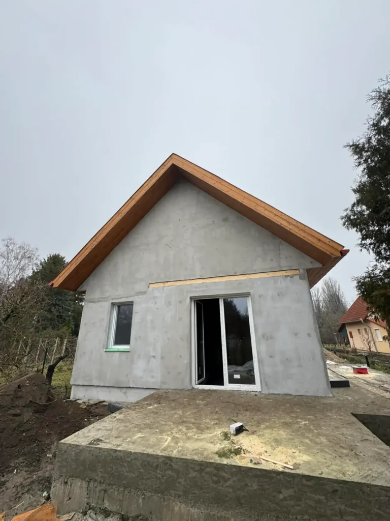szerkezetkész ház